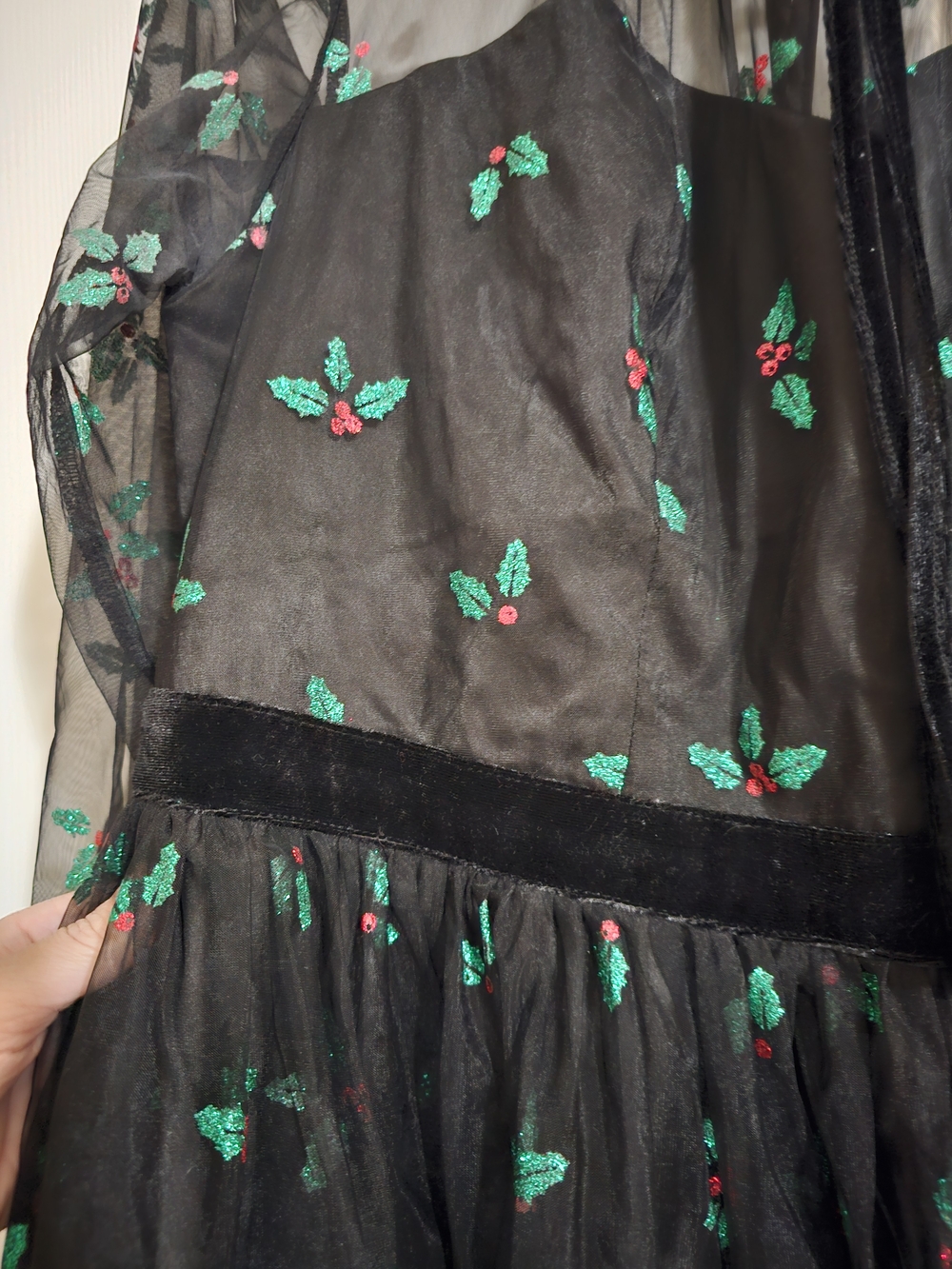 Like New 3X Unique Vintage Black & Glitter Mistletoe Flare Dress - Picture 4 of 16